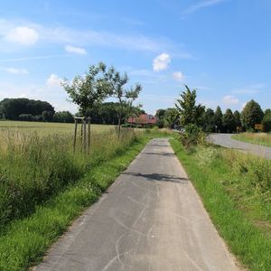 
                                Radweg nach Ehringhausen
                            