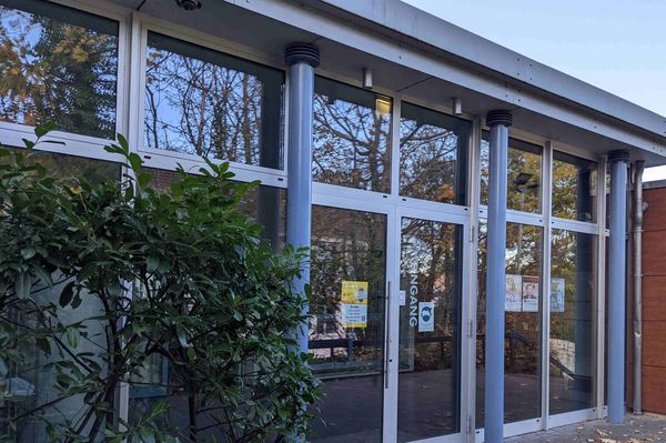 Eingang zum Festsaal des Gymnasiums Antonianum