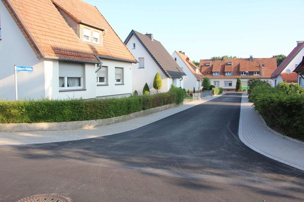 Blick auf eine Straße in der Padbergsiedlung
