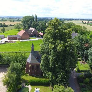 
                                St. Anna Kapelle und Umgebung
                            