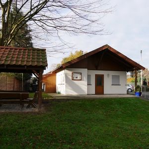 
                                Dorfgemeindehaus
                            