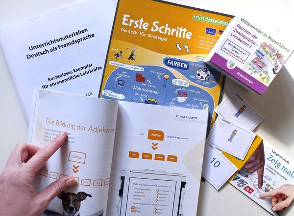 Verschiedene Schulungsmaterialien in Sachen Integration