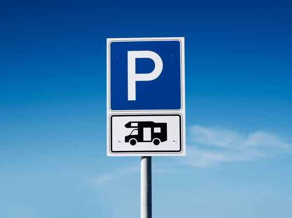 Verkehrsschild für Wohnmobile